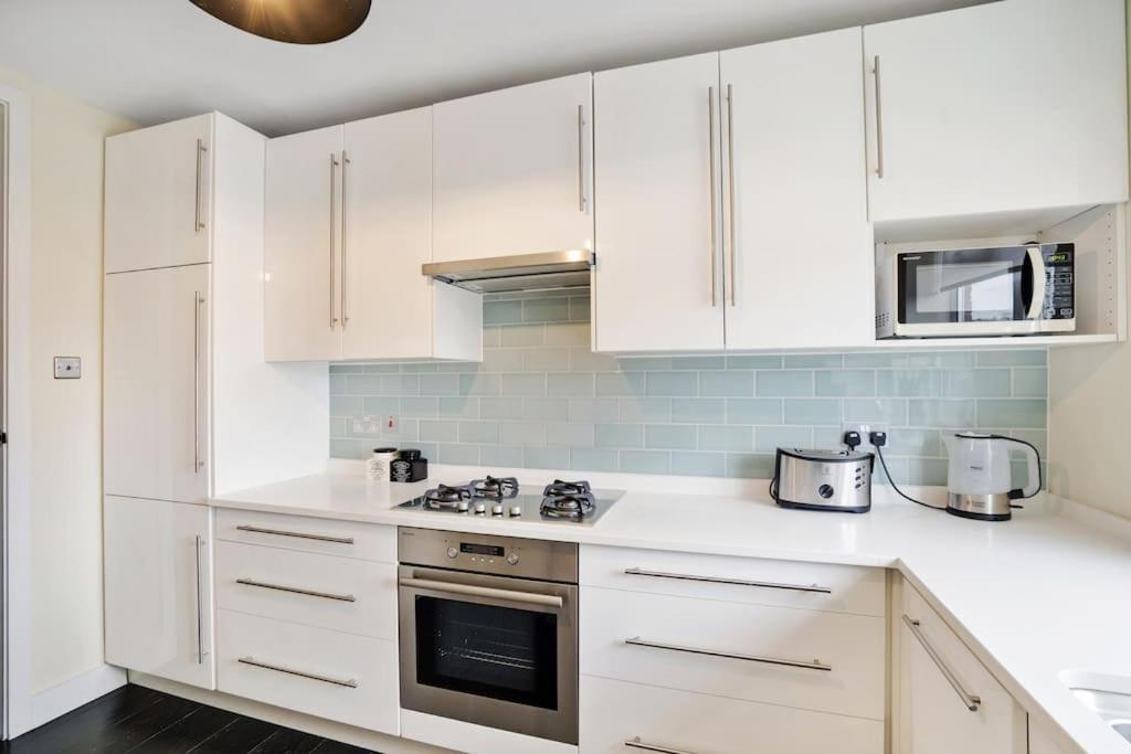 The Camden Suite Bright & Beautiful 2-Bed City Retreat Londra Esterno foto