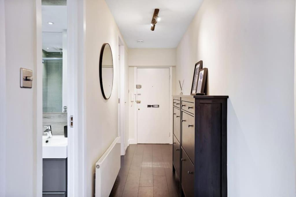 The Camden Suite Bright & Beautiful 2-Bed City Retreat Londra Esterno foto