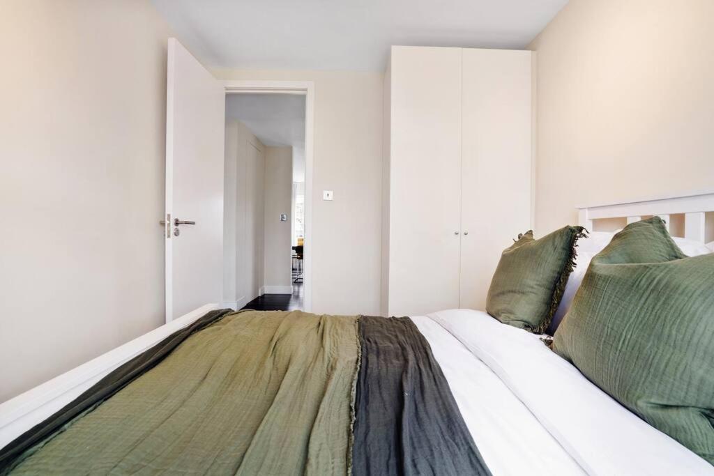 The Camden Suite Bright & Beautiful 2-Bed City Retreat Londra Esterno foto
