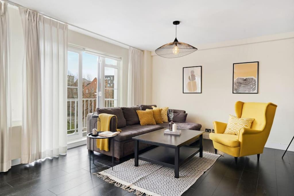 The Camden Suite Bright & Beautiful 2-Bed City Retreat Londra Esterno foto